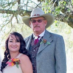 Meet your Posher, Beebee